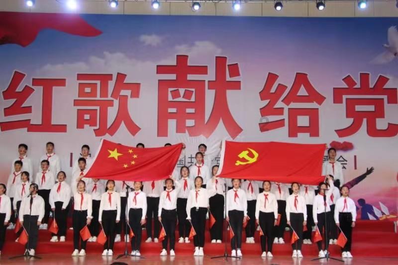 龙年春晚首次彩排结束!赵本山、郭德纲、岳云鹏全都无缘登台